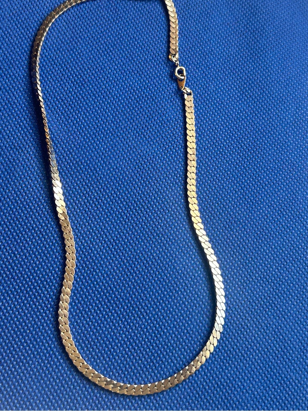 Vintage Gold Tone Flat Curb Chain Necklace - Timeless Women’s Jewelry 22 in - Picture 7 of 10